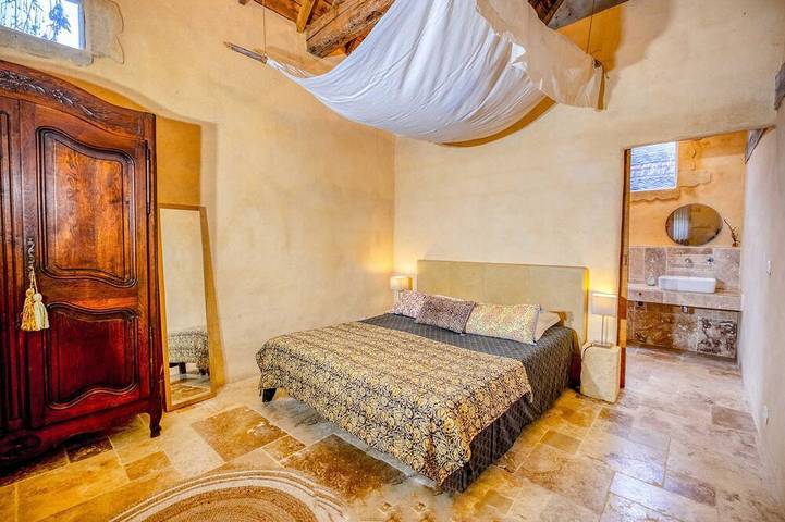 Location de vacances pour 8 personnes, avec jardin et terrasse, animaux acceptés à Cendrieux - 2