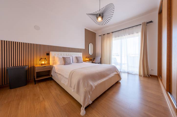 Villa für 6 Personen, mit Balkon und Terrasse sowie Garten