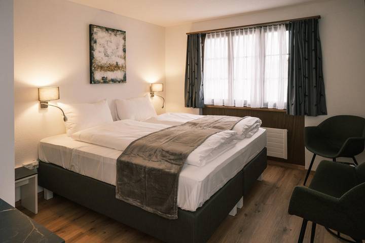Hotel für 2 Personen, mit Terrasse und Garten, mit Haustier in Lenk im Simmental