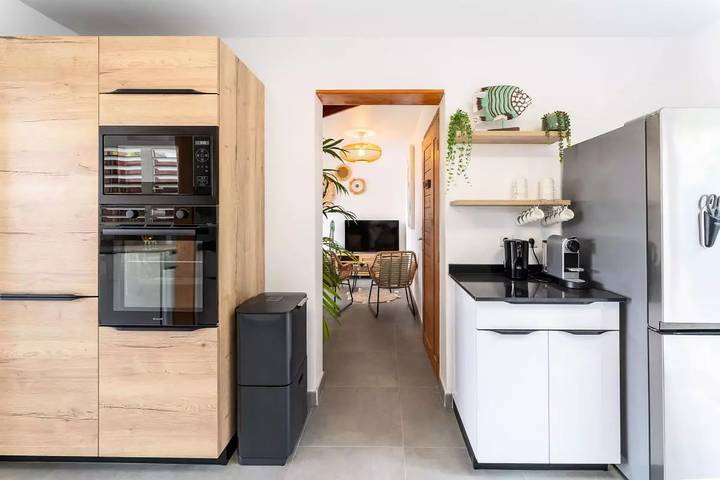 Location de vacances pour 6 personnes, avec piscine et jardin à Terre-de-Haut - 4