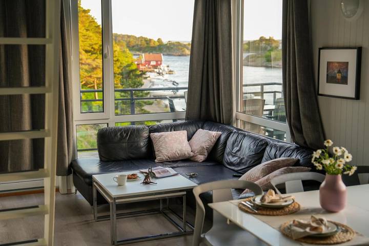 Resort for 2 personer, med Terrasse og Hage i tillegg til Sauna på Sørlandet