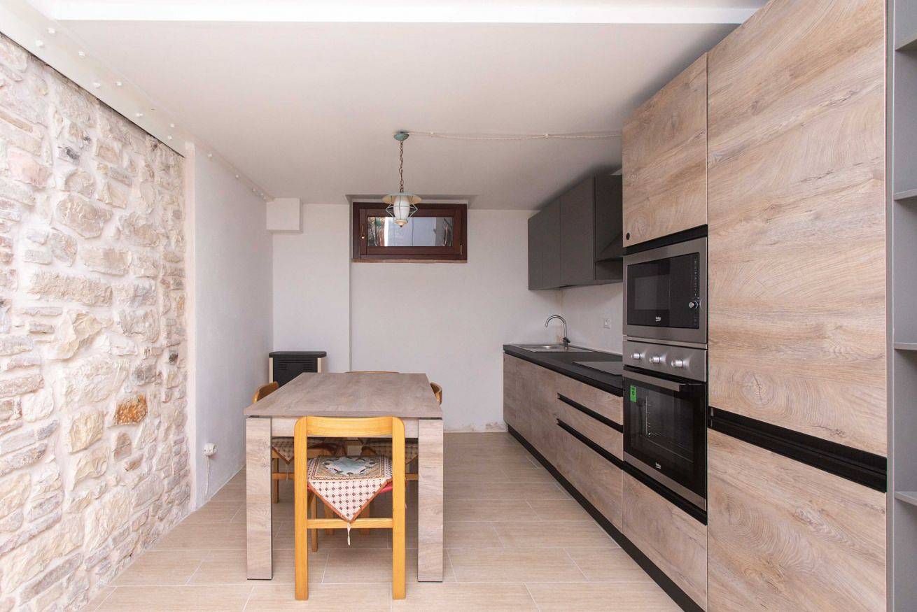 Apartamento entero, S240 - Sirolo, three-room apartment in quiet area with air conditioning in Sirolo, Riviera del Conero