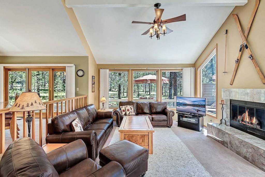 Ruhige Straße und Lage in der Nähe von Sharc mit Master on Main - A / C & Sharc Pässe in Sunriver, Deschutes County