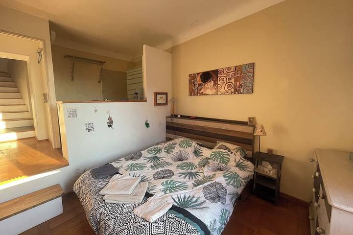 Location de vacances pour 6 personnes, avec terrasse et jardin à Grambois - 3