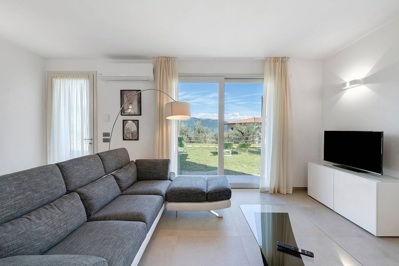 Ganze Wohnung, Apartment 'Mimosa' mit Seeblick, Wlan und Klimaanlage in Gargnano, Gardasee-Berge