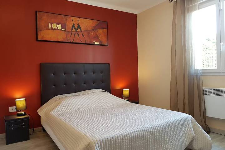 Location de vacances pour 6 personnes, avec piscine et terrasse, animaux acceptés à Tavel - 3