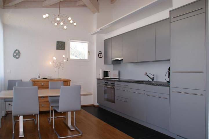 Ganze Ferienwohnung, Confidar Ferienwohnung, Nr. 31, Wiest - 3.5 Zimmerwohnung - 38097 in Flims-Dorf, Flims