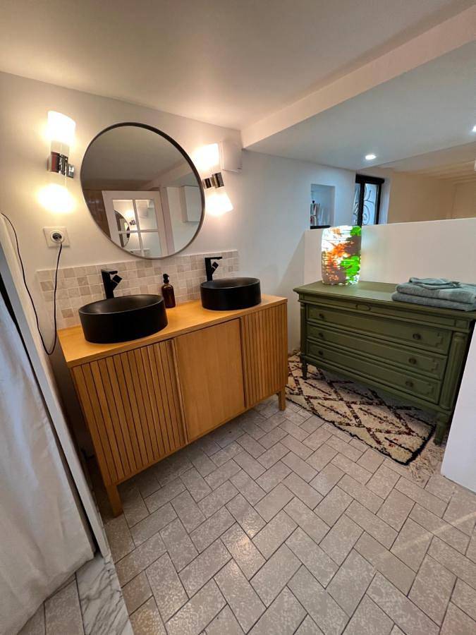 Gîte pour 2 personnes, avec jacuzzi et jardin à Savigny-sur-Orge - 2