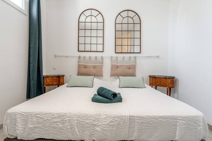 Gîte pour 2 personnes, avec Jardin au Parc naturel régional des Alpilles - 2