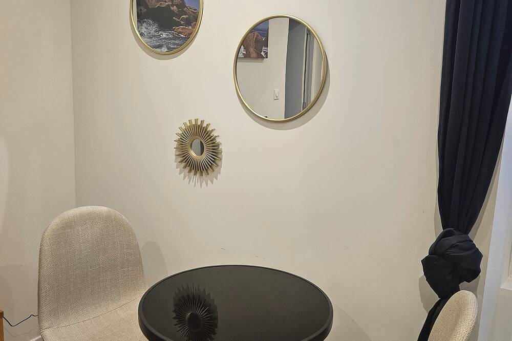 Entire apartment, Le Petit Cocon De Saint-Brieuc in Saint-Brieuc, Côte de Goëlo