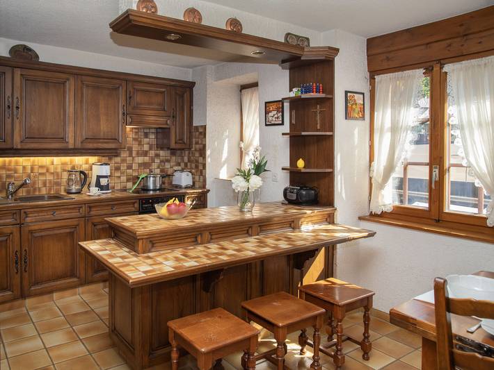 Location de vacances pour 6 personnes, avec terrasse et jardin dans Ovronnaz - 2