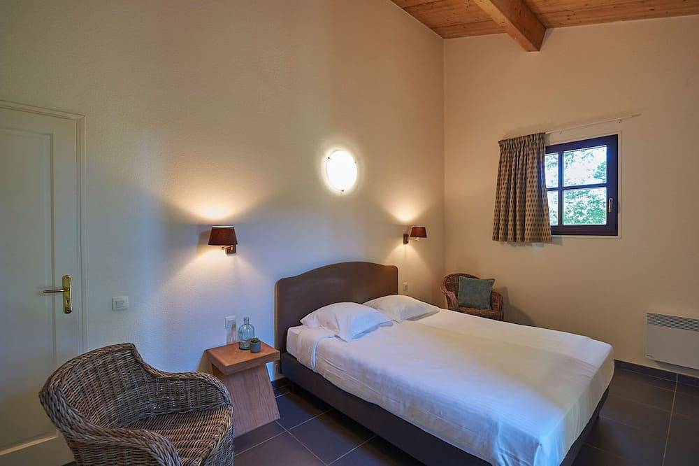 Luxurious villa with private pool in Salles, Arcachon region