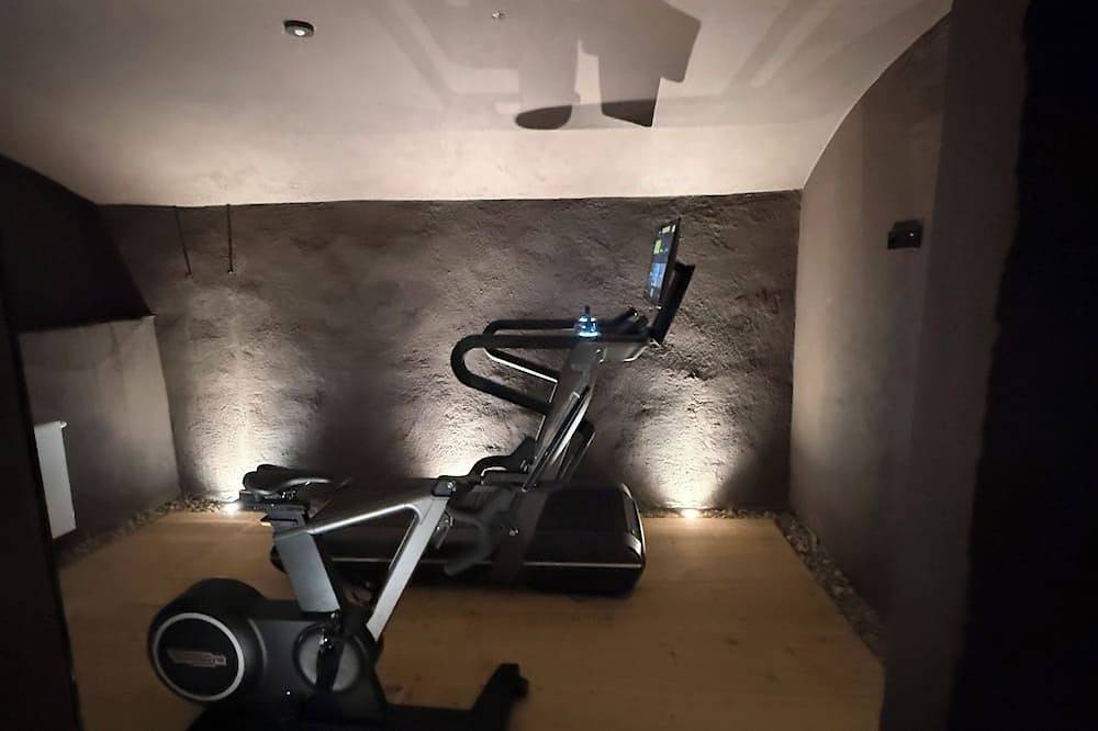 Appartamento intero, La Maison 35--Il Lusso del abitare e relax a Brunico-Partenza per le Dolomiti in Brunico, Dolomiti Orientali