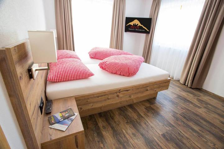 Maison d’hôte pour 4 personnes, avec balcon et vue dans Région de Grisons - 3