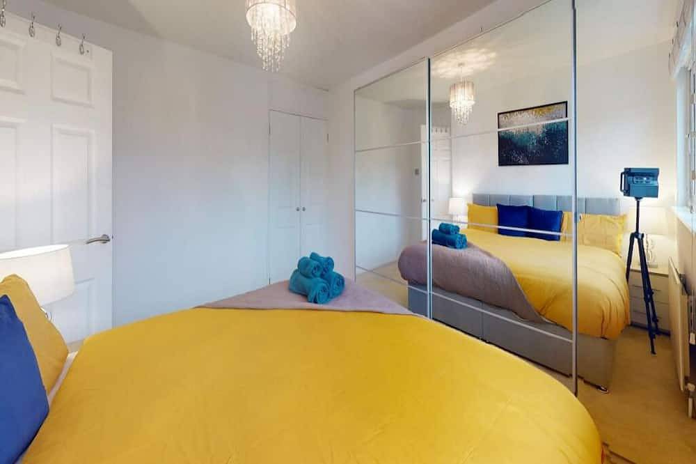 Apartamento entero, Parlaunt House - 3 bedroom with Free Parking in Slough, Berkshire