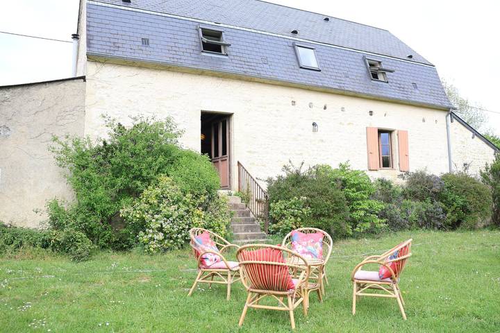 Escapada en la N7 - Casa del Jardinero - cerca del Loira con aparcamiento gratuito in La Marche, Valle del Loira