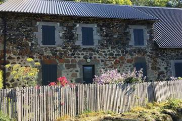 Gîte pour 6 personnes, avec jardin à Cheylade