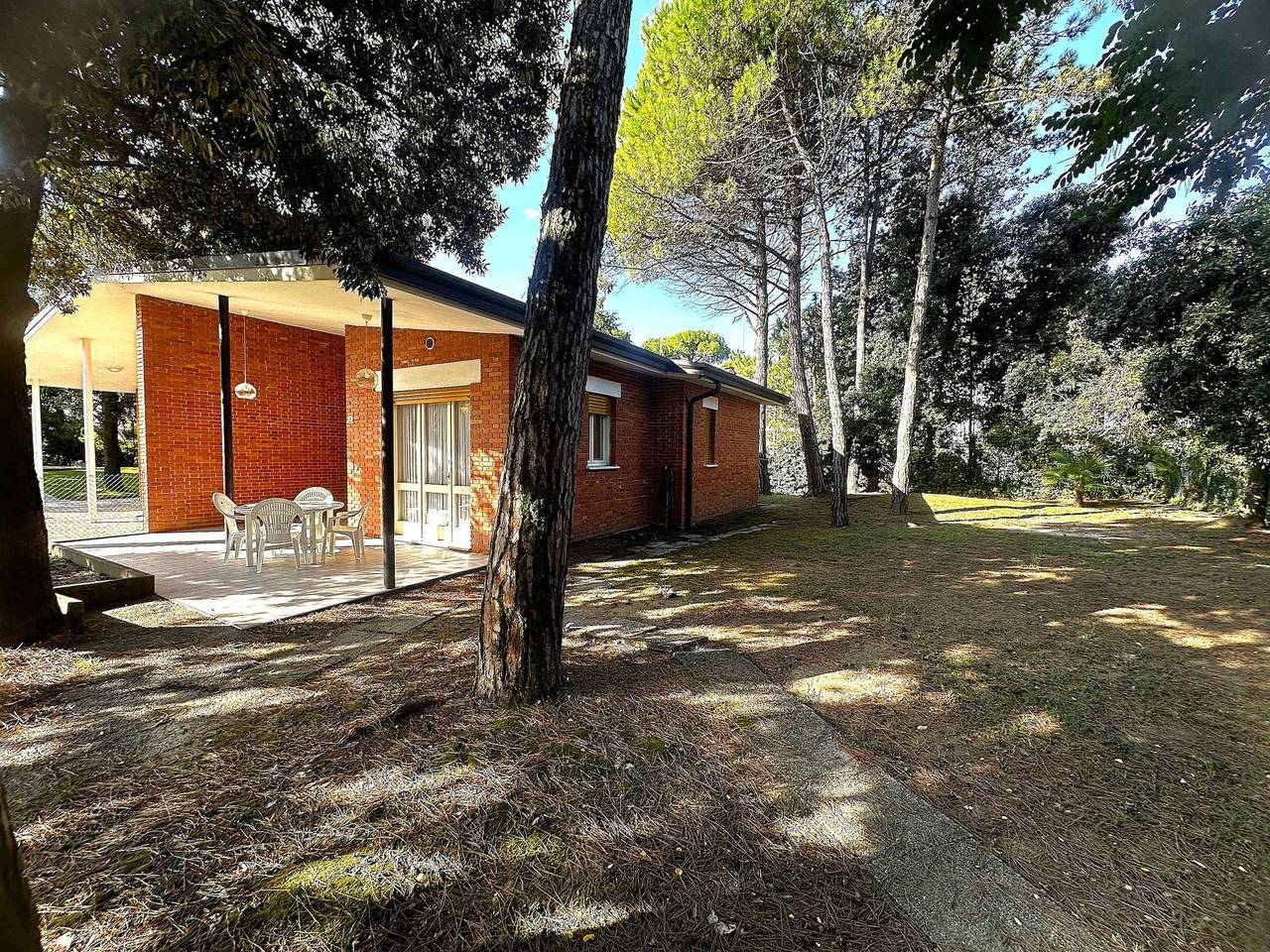 Ganze Ferienwohnung, Ferienwohnung mit privatem Garten in ruhiger Lage  in Bibione, Venedig Provinz