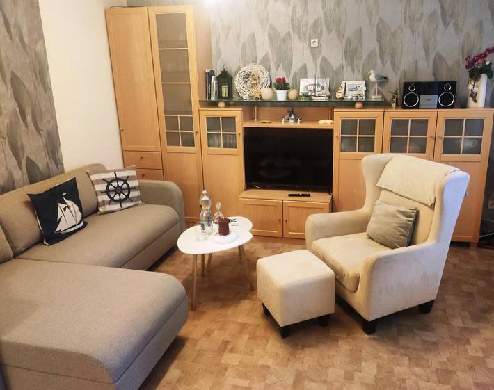 Ferienhaus für 3 Personen, mit Terrasse und Garten sowie Ausblick in Emden