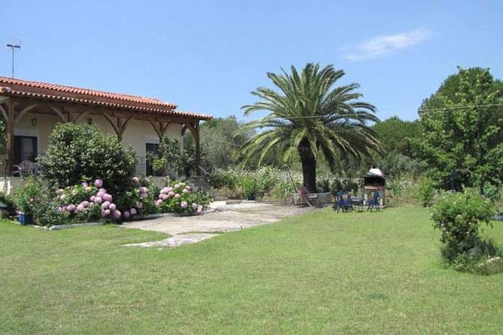 Ferienhaus für 5 Personen, mit Terrasse und Garten