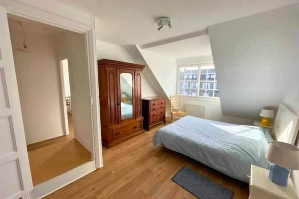Appartement entier, L'Appartement de la Plage in Saint-Quay-Portrieux, Côte de Goëlo