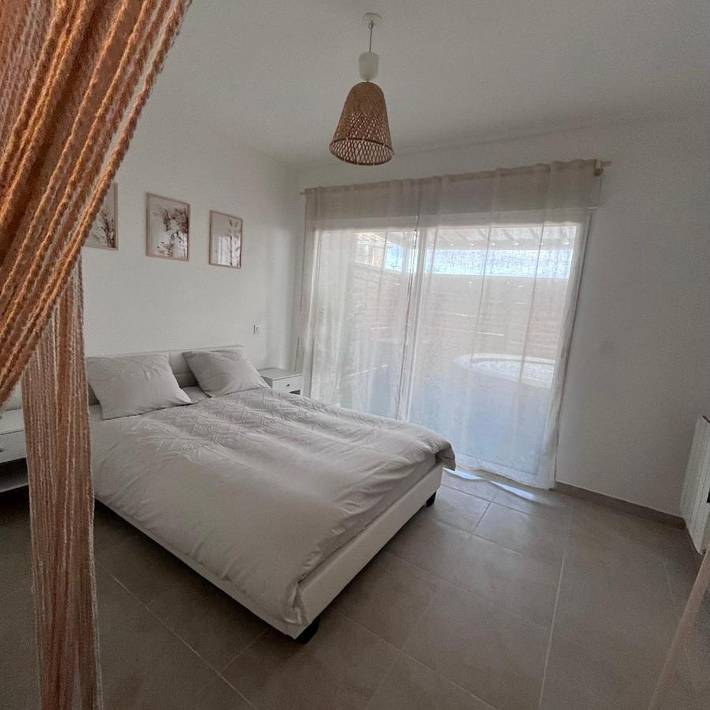 Gîte pour 2 personnes, avec Jacuzzi ainsi que Terrasse et Jardin à Mios - 2
