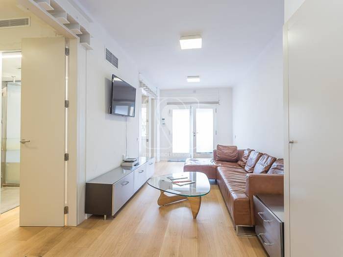 Entire holiday apartment, Modern apartment for 4 in exclusive residential areas of Barcelona in Sarrià - Sant Gervasi, Barcelona