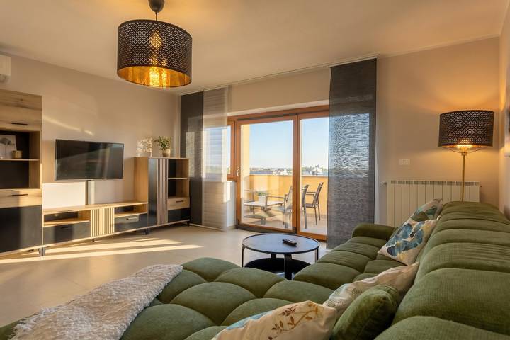 Gîte pour 6 personnes, avec balcon, adapté aux familles à Koper - 3