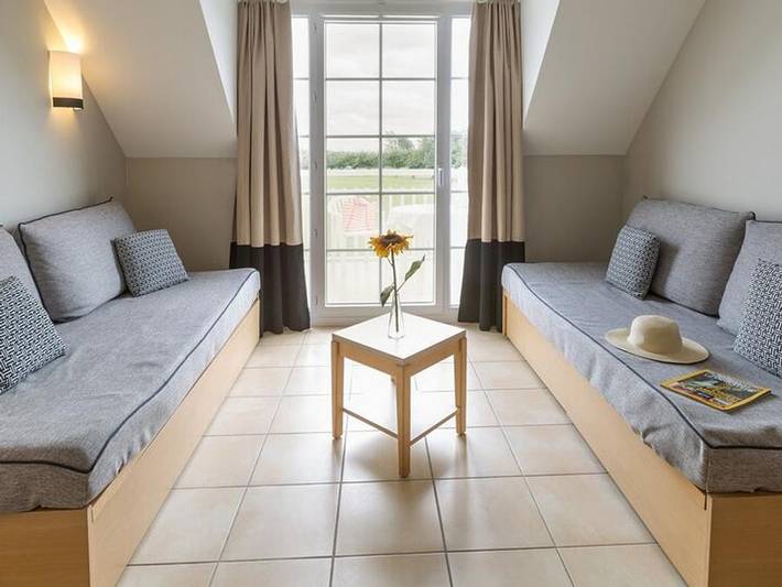 Location de vacances pour 5 personnes, avec sauna ainsi que balcon et bassin pour enfant, adapté aux familles à Port-en-Bessin-Huppain - 3