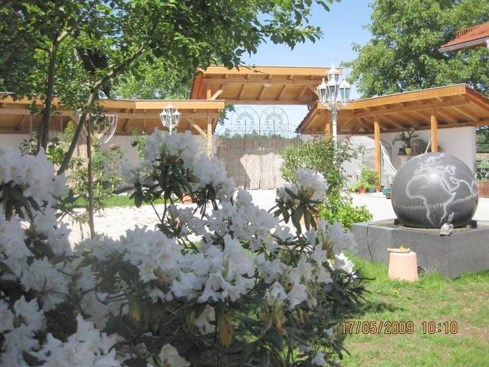 Apartahotel para 2 personas, con piscina y jardín en Alemania