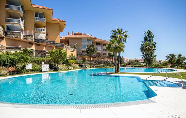 Ferieleilighet for 4 personer, med Terrasse og Badebasseng i Fuengirola