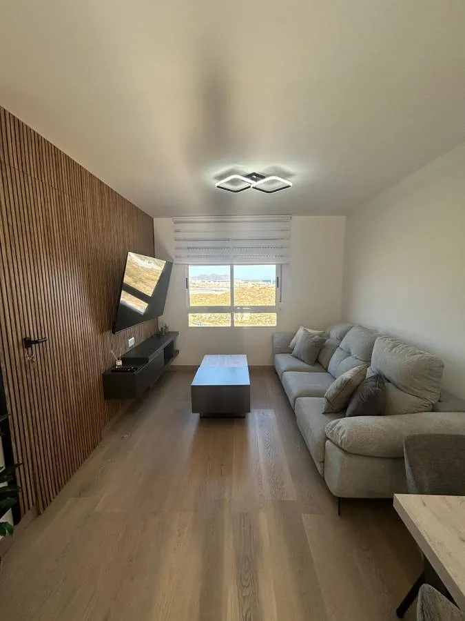 Apartamento de vacaciones para 4 personas, con piscina además de terraza y vistas - 1