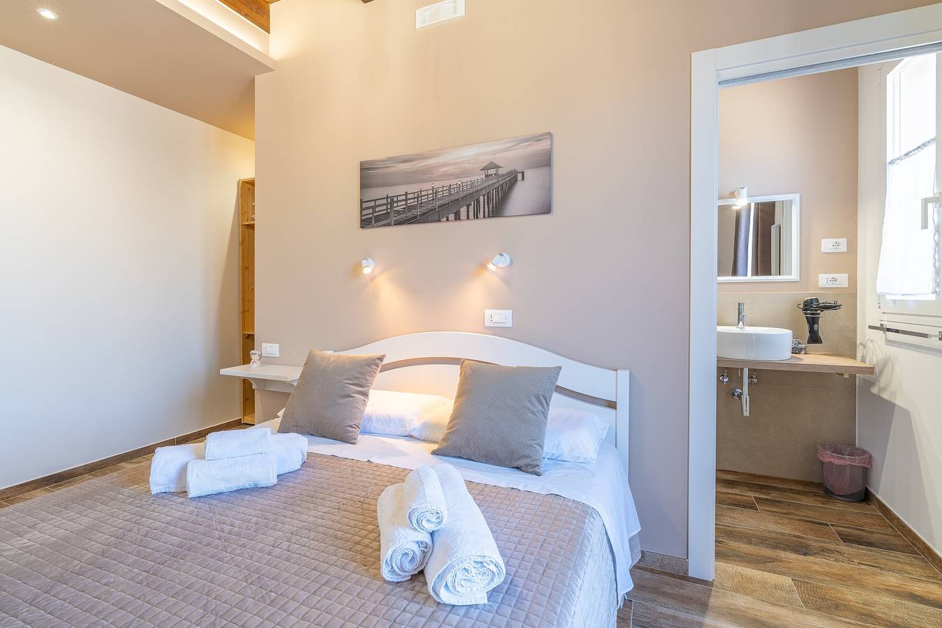 Habitación 'Beb Della Stazione - Beige' con terraza compartida, Wi-Fi y aire acondicionado in Pachino, Provincia de Siracusa