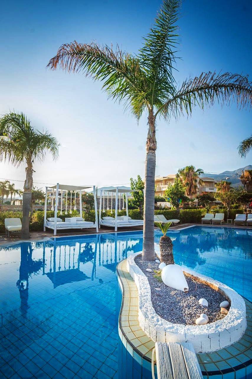 Parthenis Hotel & Suites in Malia, Iraklio-Heraklion en omgeving