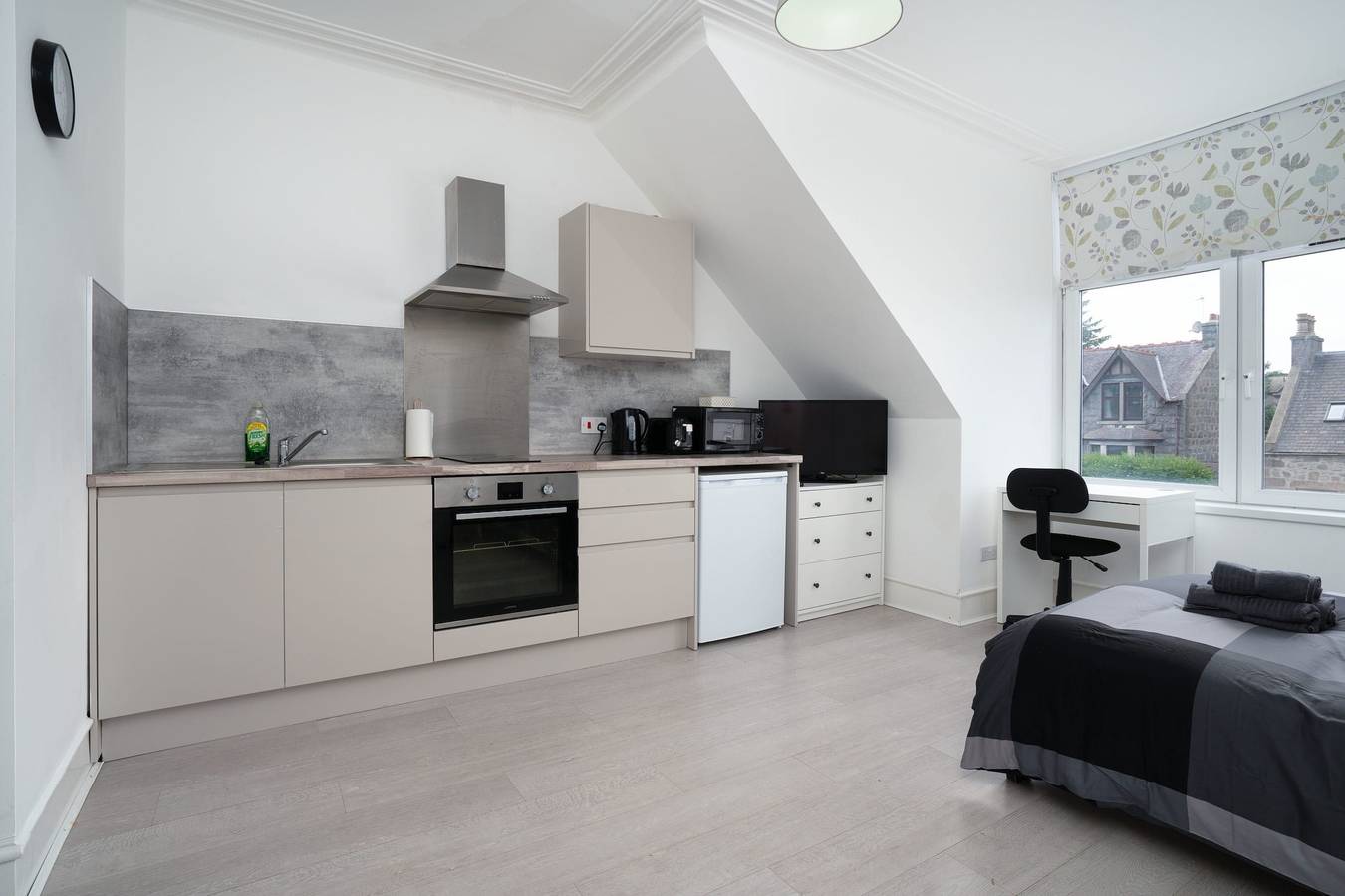 Entire apartment, Cosy fully equipped Studio 5  close to University  in Aberdeen, Aberdeenshire