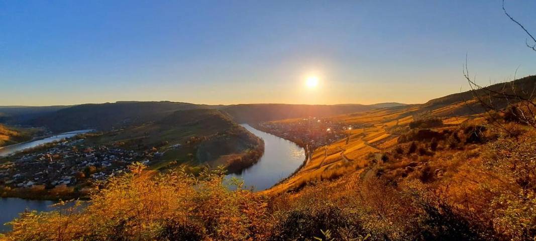 Zelt für 4 Personen, mit Terrasse an der Mosel