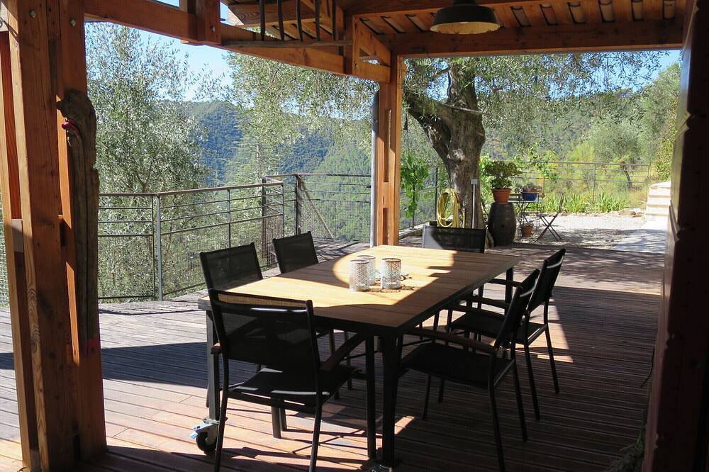 Le luxe à deux pas de la côte  d'azur : Maison en pleine nature avec piscine in L'Escarène, Côte méditerranéenne (France)