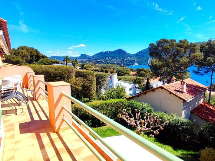 Villa pour 7 personnes, avec Balcon ainsi que Terrasse et Vue