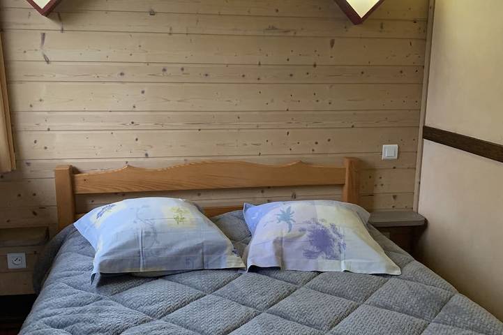Gîte pour 5 personnes, avec Terrasse et Jardin à Nans-sous-Sainte-Anne - 2