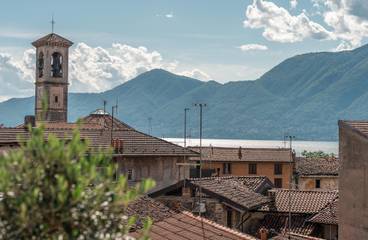 Vakantieappartement voor 4 Personen in Comune di Luino, Lago Maggiore (Lombardy), Afbeelding 1