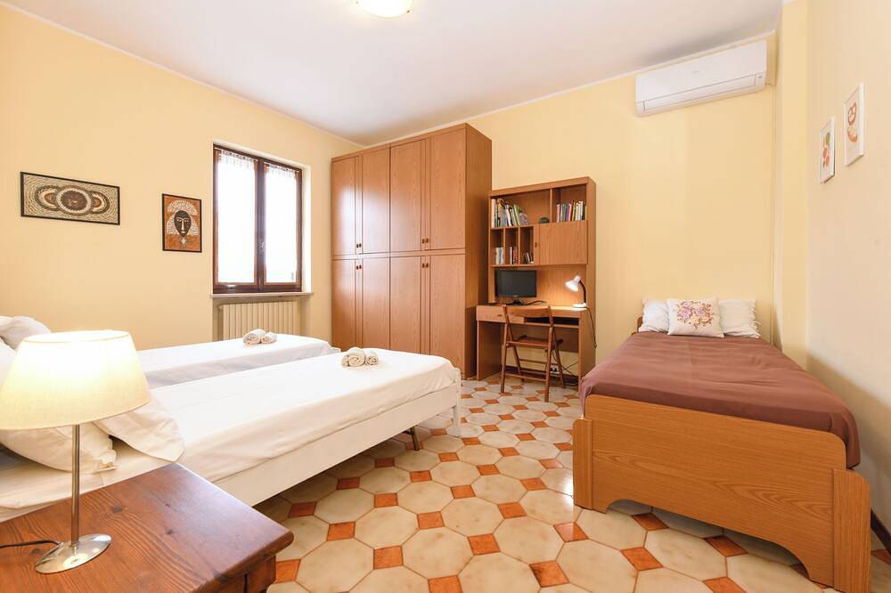 Casa Nonna Rina: Enchantment and Relaxation among the Hills 15km from Lake Garda in Monzambano, Mantua Provinz