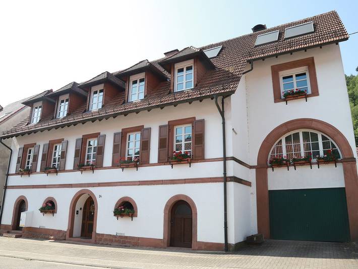 Ferienwohnung für 2 Personen, mit Terrasse und Whirlpool sowie Garten in der Pfalz