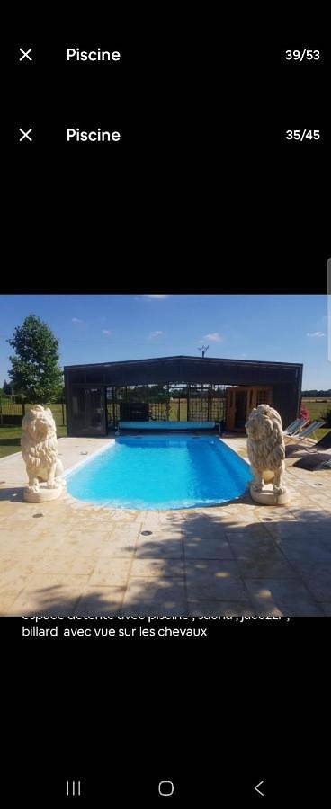 Cottage pour 10 personnes, avec jacuzzi ainsi que piscine et jardin, adapté aux familles à Saint-Clair-d'Arcey