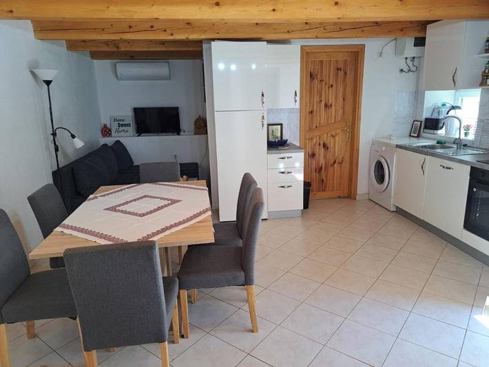 Ferienhaus für 6 Personen, mit Ausblick und Garten, mit Haustier in Karlobag - 2