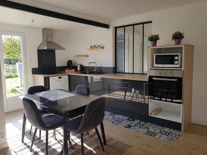 Location de vacances pour 6 personnes, avec jardin à Beaumont (Puy-de-Dôme)