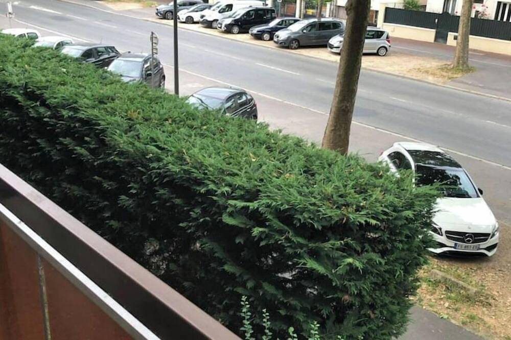 Entire apartment, Studio Paris, Créteil bord de Marne with Parking in Créteil, Val-de-Marne