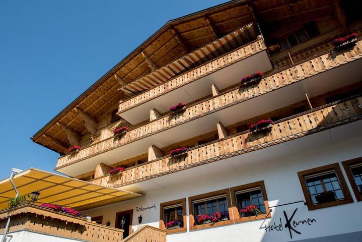 Hotel für 2 Personen, mit Terrasse in Schönried
