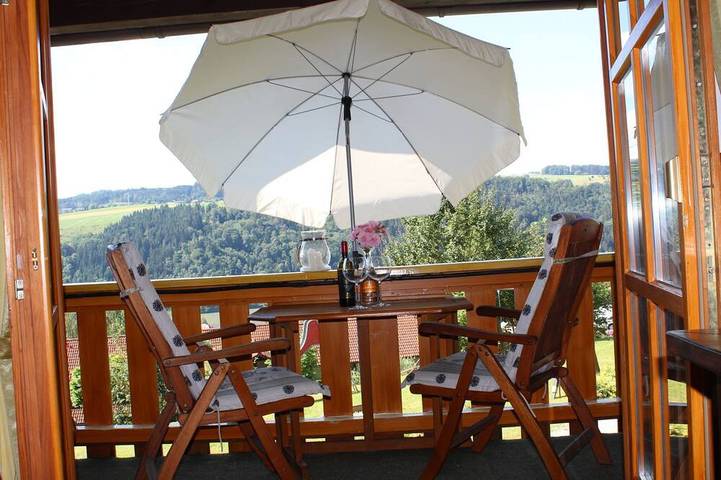 Ganze Wohnung, Gemütliche Ferienwohnung mit Blick auf die Donau in Obernzell, Passauer Land