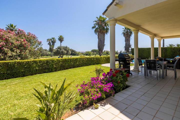 Chalet para 7 personas, con vistas y vistas al lago además de piscina y jardín, Se admiten mascotas en Provincia de Valencia - 4