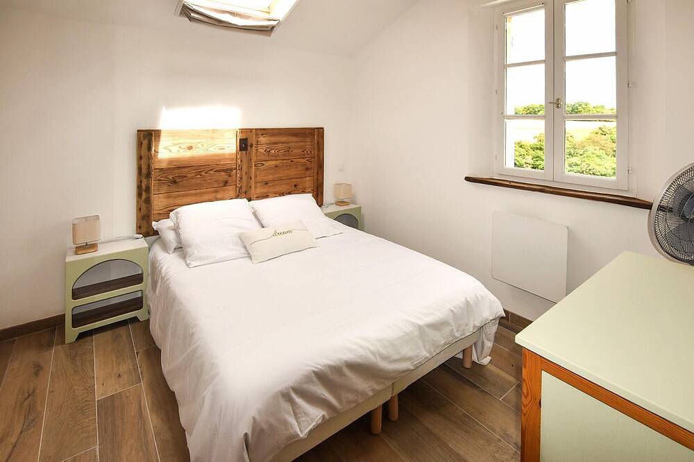 2 bedroom amazing home in Saint-Trinit in Saint-Trinit, Parc naturel régional du Mont-Ventoux